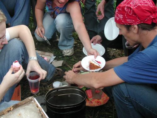 pic_j14.jpg - Тортик, чай, арбуз - чего еще пожелать?